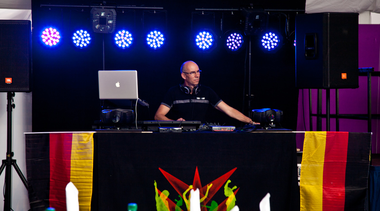 DJ Night Life im FC-Aue-Sponsorenzelt bei einer Firmenveranstaltung